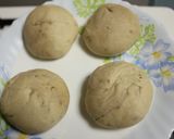 A picture of step 3 of Stuffed Paneer Paratha.