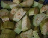 Foto langkah ke 2 dari resep Tahu terong santan pedas.