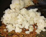 A picture of step 4 of Aloo Kachori.