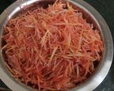 A picture of step 1 of Gajar Gud ka Halwa.