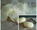 Foto del paso 1 de la receta: Revuelto de patatas con huevos y jamón