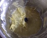 A picture of step 2 of Drumstick soup.