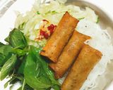 Hình bước làm 4 của món Bún chả giò