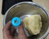 Foto langkah ke 4 dari resep Kue Kecipir / kue akar kelapa Tanpa cetakan.