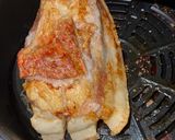 รูปขั้นตอนการทำที่ 5 ของ หมูกรอบ หม้อทอดไร้น้ำมัน ครั้งแรก