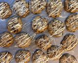 Φωτογραφία βήματος 3 της συνταγής Cookies 🍪 με 3 σοκολάτες 🍫