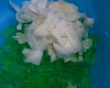 Foto langkah ke 3 dari resep Es Campur Susu Melon.