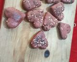 A picture of step 5 of Beetroot Cookies.