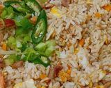 Foto langkah ke 5 dari resep Nasi Goreng Hongkong.