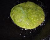 A picture of step 5 of Palak (Spinach) Puris.