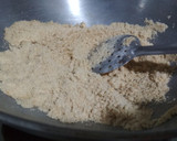 आटे की पंजीरी (Aate ki panjiri recipe in Hindi) रेसिपी चरण 2 फोटो
