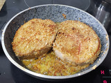 Atún con costra de sésamo