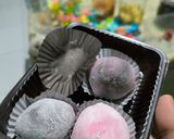 Foto langkah ke 7 dari resep Mochi strawberry Ichigo Daifuku mochi.