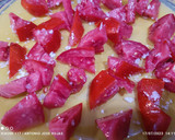Foto del paso 3 de la receta: Ensalada de ventresca con gelatina de mejillones y tomate pimiento