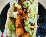 Foto del paso 5 de la receta: Taco de finger de pollo con aguacate semi picante y salsa barbacoa