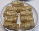 Foto langkah ke 4 dari resep Kembang tahu gulung isi talas.