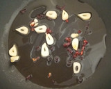 Foto del paso 1 de la receta: Spaghetti con aceitunas de Kalamata, alcaparras y cherry