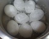A picture of step 1 of Jhat pat Andoo ka salan (ami style).
