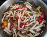 Foto langkah ke 2 dari resep Tom kha gai.