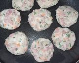 Foto del paso 4 de la receta: Bollos de papa y verduras🥕🥔 con arroz al champiñón🍄🍚