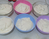 Foto langkah ke 4 dari resep Rainbow Cake kukus Ny. Liem, Lembuttt.