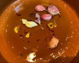 Foto del paso 1 de la receta: Cazuela de Merluza al Ajillo