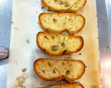 Foto del paso 2 de la receta: Tostas de solomillo al roquefort 🍞🧀