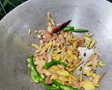 A picture of step 3 of Sajna Phalli/Drumsticks Light Subji.