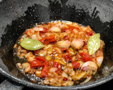 Foto del paso 2 de la receta: Patatas guisadas con mejillones y calamares 🦑 en olla de cocción lenta
