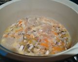 Foto del paso 2 de la receta Sopa de lentejas rojas, champiñones, patata rallada y Agua de Mar