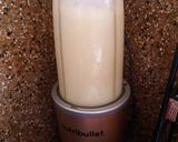 A picture of step 2 of An Avocado and Almond thick shake.