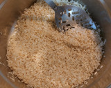 Foto del paso 2 de la receta: Arroz blanco con zanahoria rallada