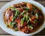 Foto langkah ke 6 dari resep Ayam kecap bawang pedas.