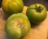 Foto del paso 1 de la receta: Tomates verdes fritos