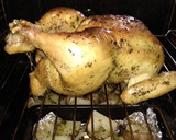 Foto del paso 4 de la receta: Pollo entero asado
