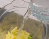 A picture of step 2 of Tropical Glow Green Elixir.