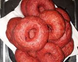 Foto langkah ke 6 dari resep Donat Merah Putih.