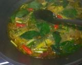 Foto langkah ke 10 dari resep Sup Ikan Mas Kuah Asam.