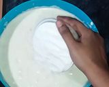A picture of step 2 of Vanilla Plain Sponge Cake.