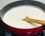 A picture of step 1 of Lachedar Malai Rabdi.