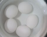 Foto del paso 6 de la receta: Pollo Horneado al Limón con Chauchas y Huevos Duros