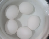 Foto del paso 6 de la receta: Pollo Horneado al Limón con Chauchas y Huevos Duros
