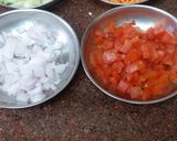 A picture of step 2 of Vege raita with pepper tarka.