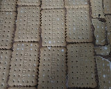 Foto del paso 10 de la receta: 🎂 Tarta de galletas 🍪 y natillas de chocolate 🍫