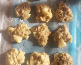 Foto del paso 4 de la receta: Galletas de avena con trozos de manzana😋