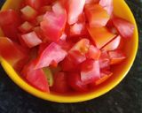 A picture of step 3 of Dahi wali bhindi.