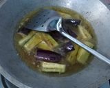 Foto langkah ke 2 dari resep Terong Balado.