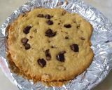 A picture of step 8 of Giant KitKat chocolate chip cookie without oven.