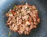 Foto langkah ke 3 dari resep Daging Ayam Giling Saus Tiram.