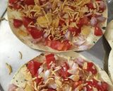A picture of step 5 of Masala papad.